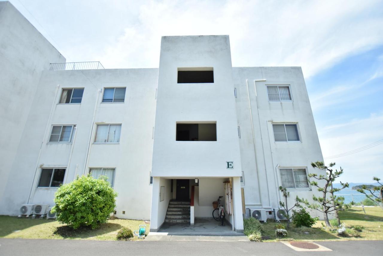 Villa 312 *